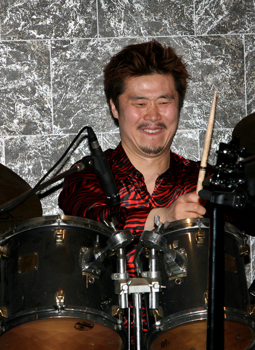 블랙드럼 이미지